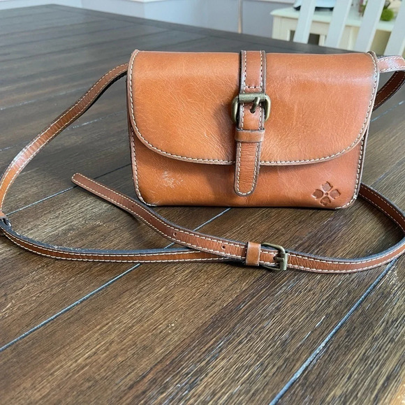 Patricia Nash cross body bag - Picture 1 of 14